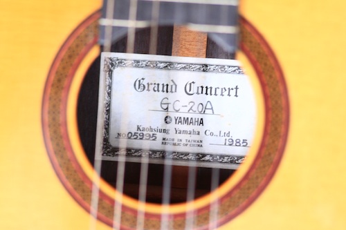 Yamaha GC-20A - manufacture label